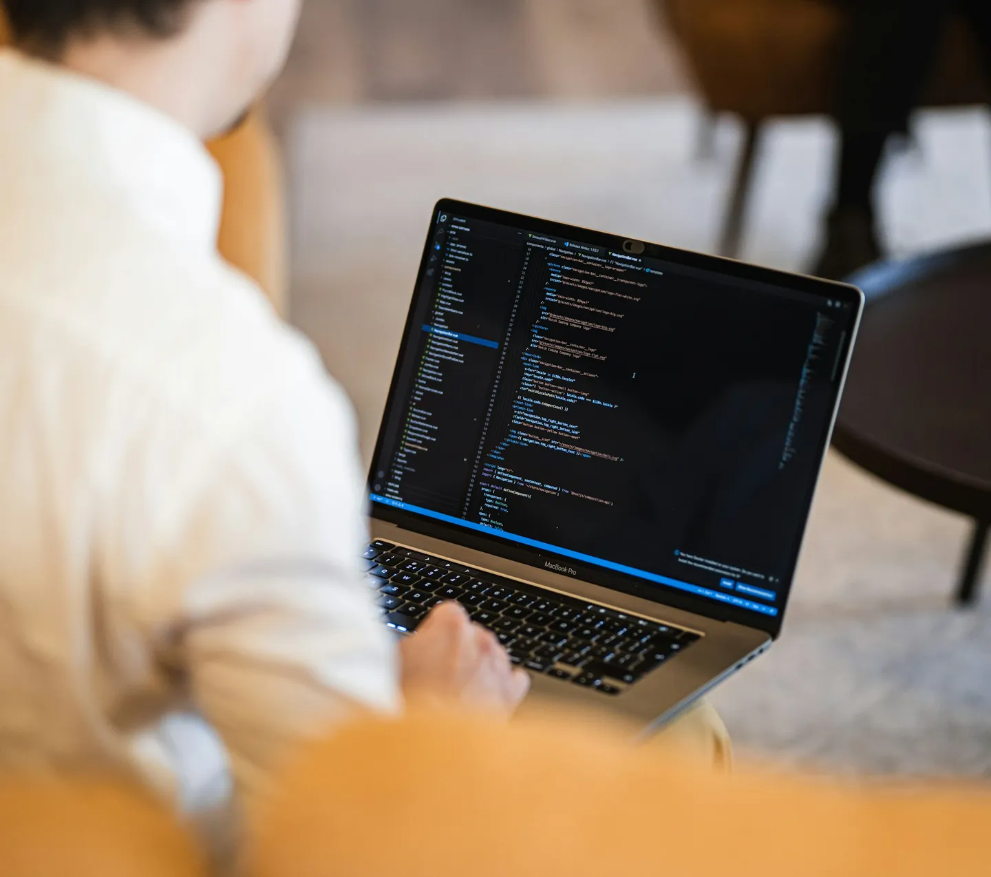 Code op het scherm van een laptop
