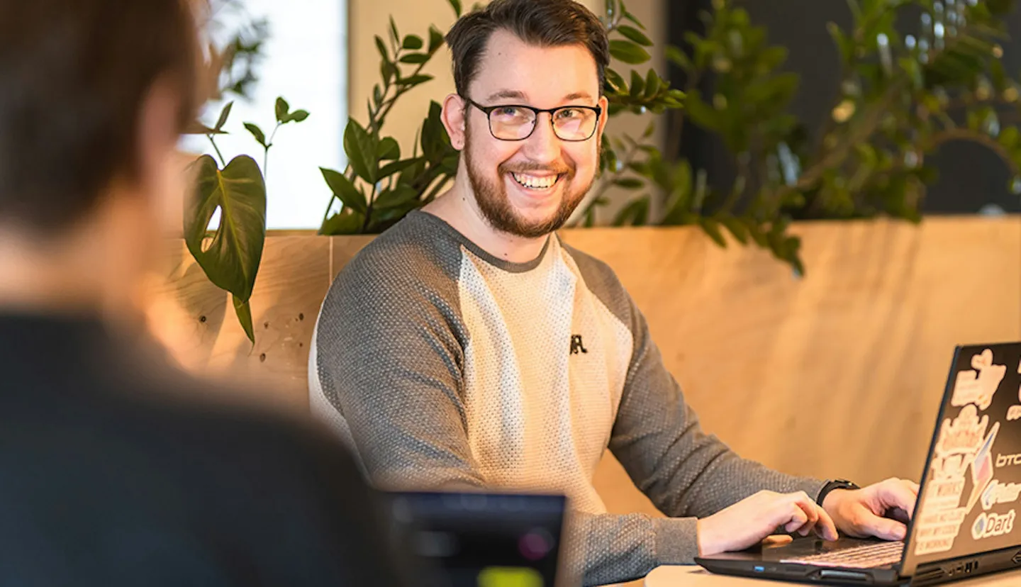 Stock photography vs. real people