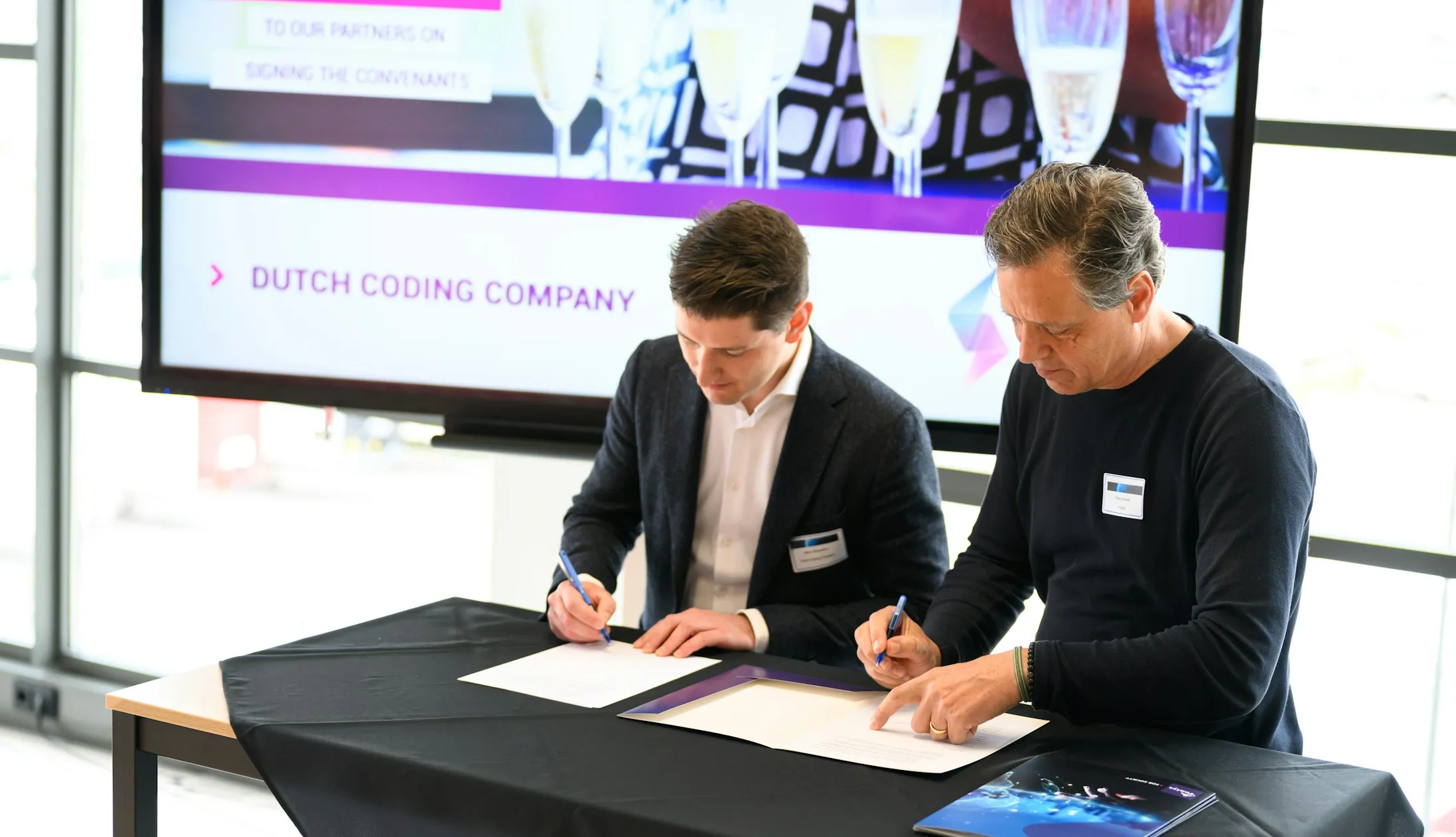 Het tekenmoment van het Partner in Education convenant